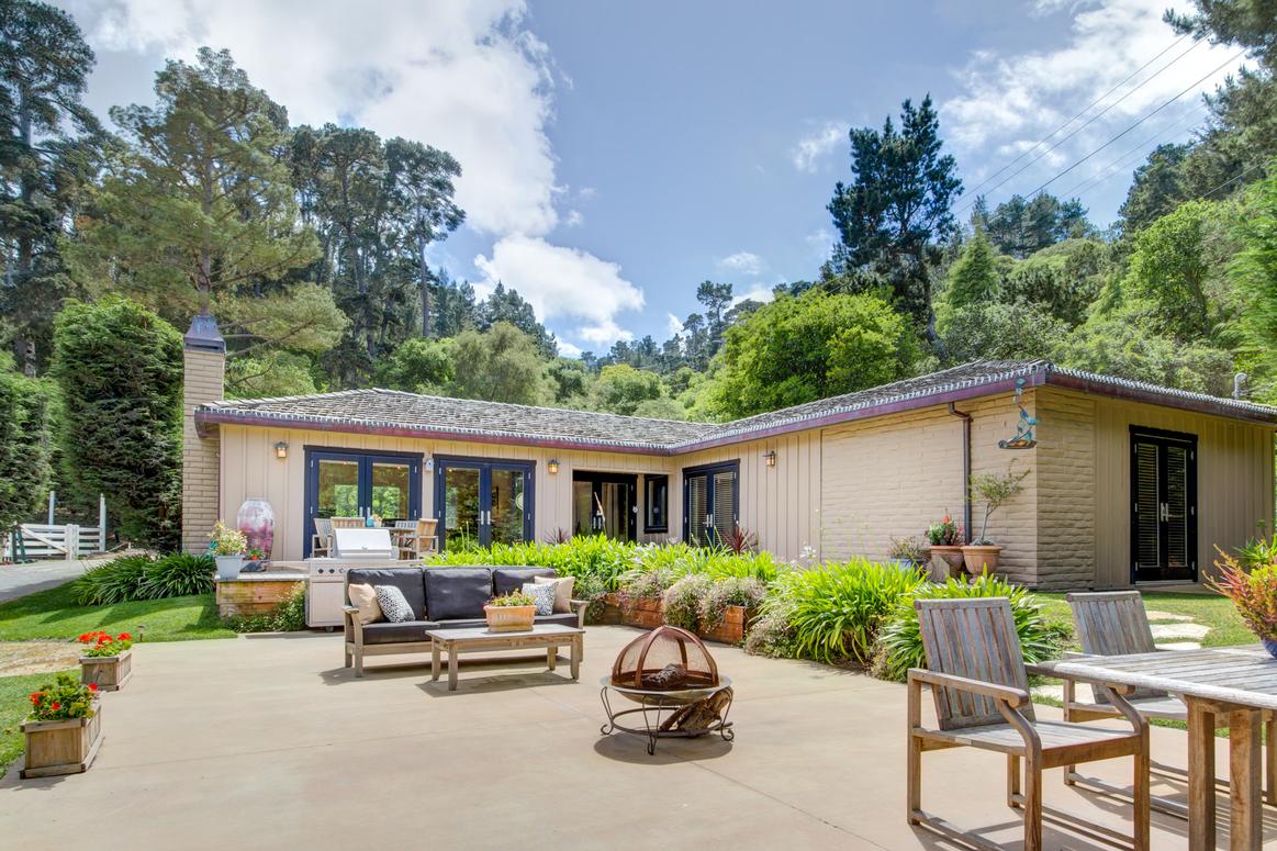 Luxury Houses for sale in Carmel