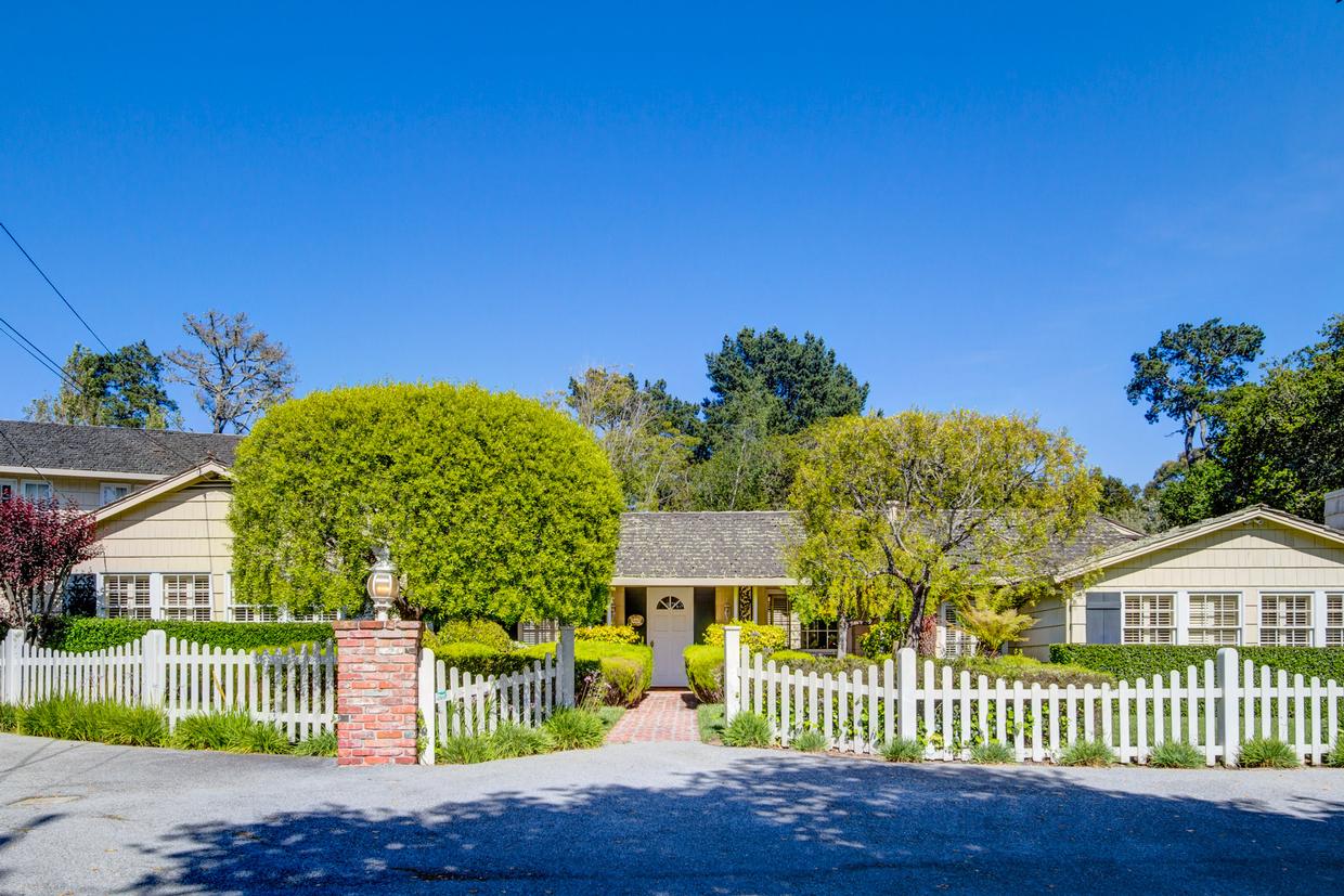Luxury Homes in Carmel