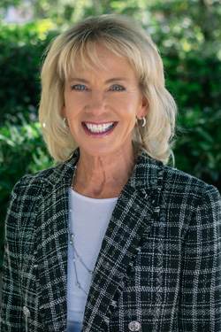 Tracy Hunter