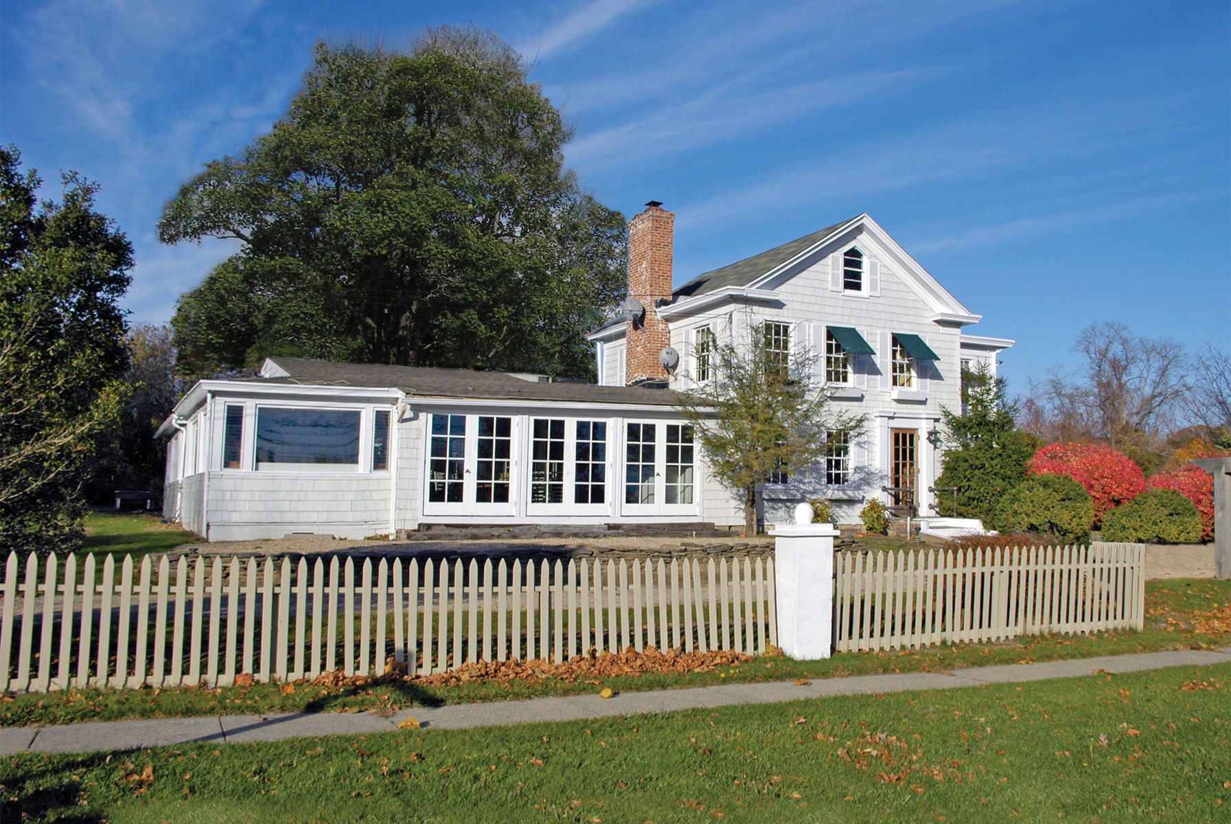 Image about THE FARMHOUSE RESTAURANT IN EAST HAMPTON