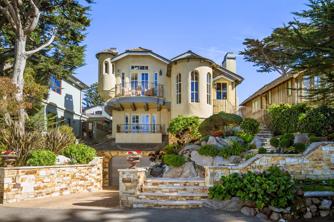 26249 Ocean View Ave, Carmel, CA 93923 SOLD List Price 5,800,000