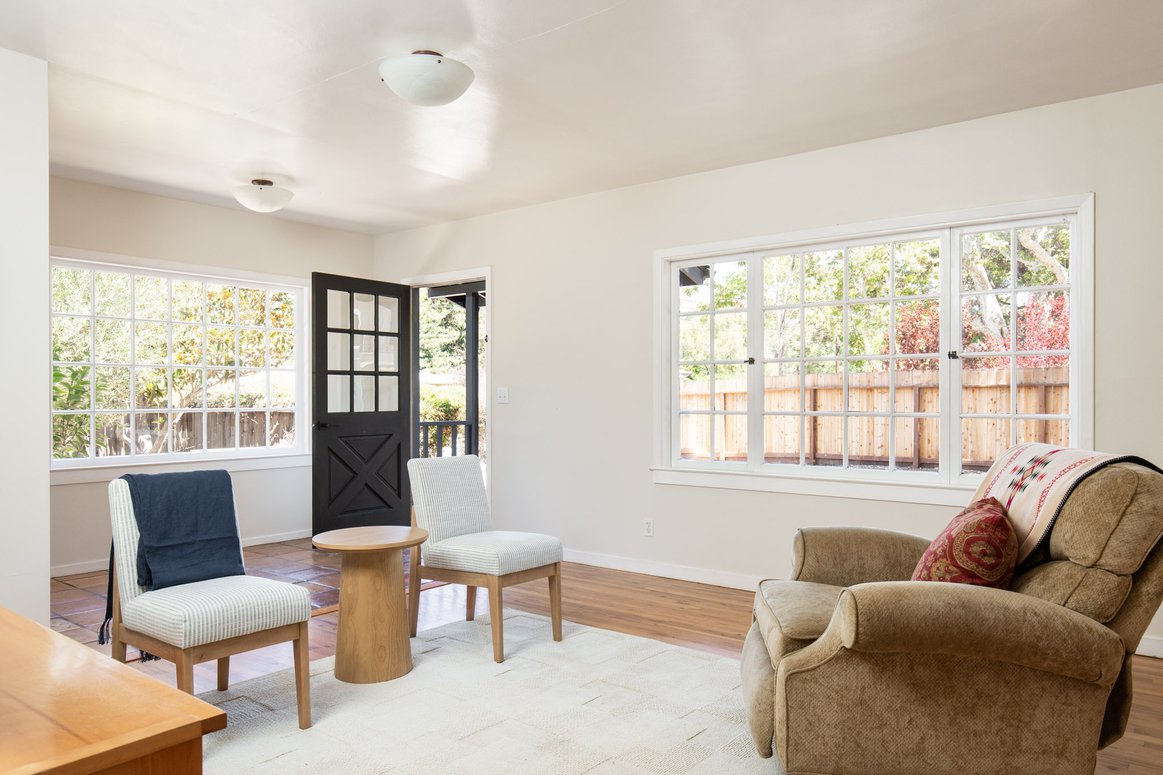 Carmel Valley, California (Carmel Realty Company)