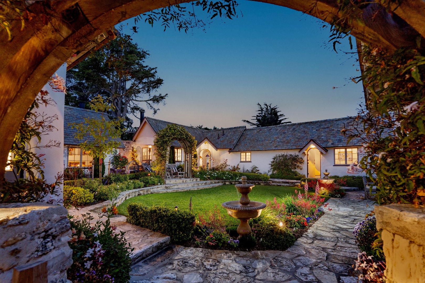 Real Estate Sales Property Listings in Carmel (Carmel Realty Company)
