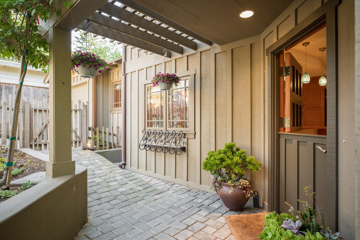 SE Corner of Torres & 1st Avenue, CarmelbytheSea, CA 93921 SOLD