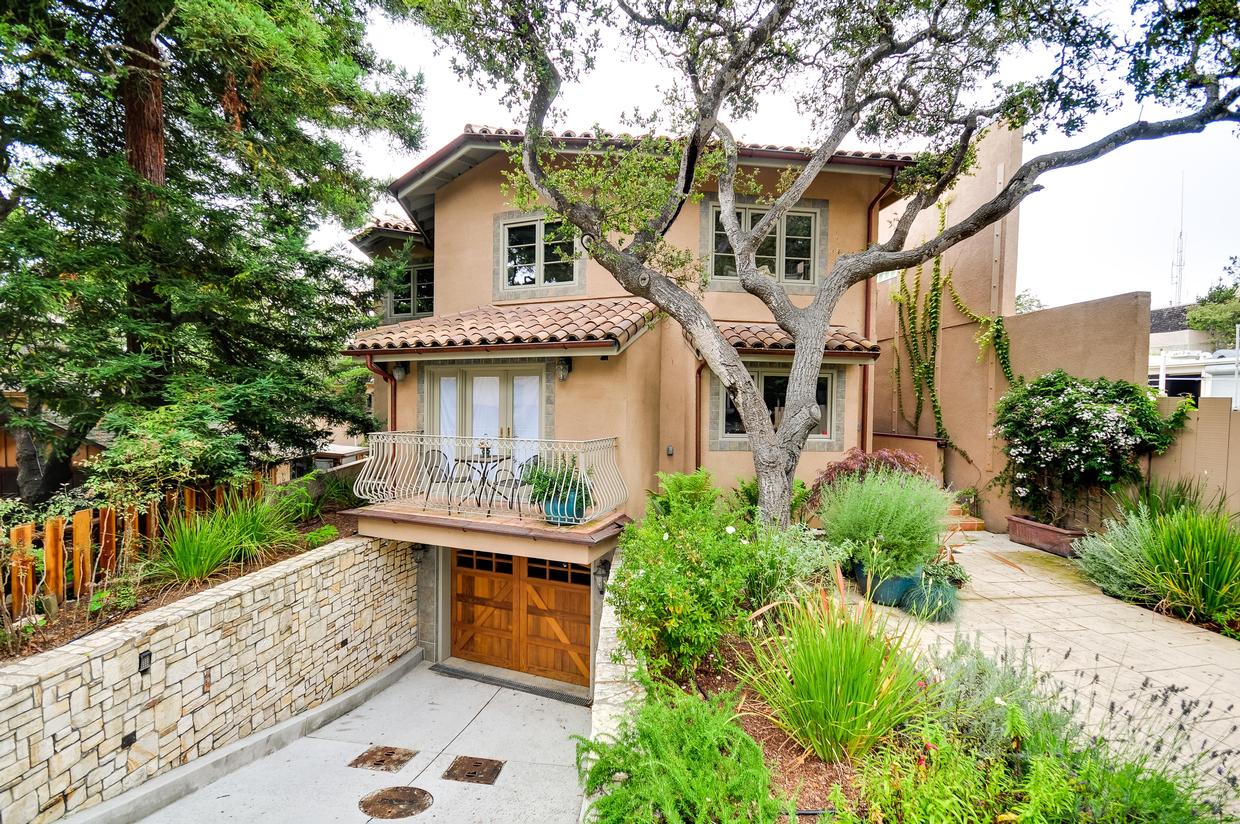 CarmelbytheSea Long Term Rental Detail Two Bed / Two Bath