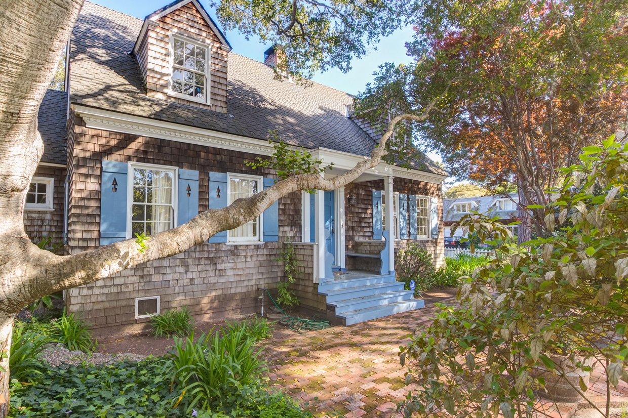 CarmelbytheSea Long Term Rental Detail Three Bed / Two Bath