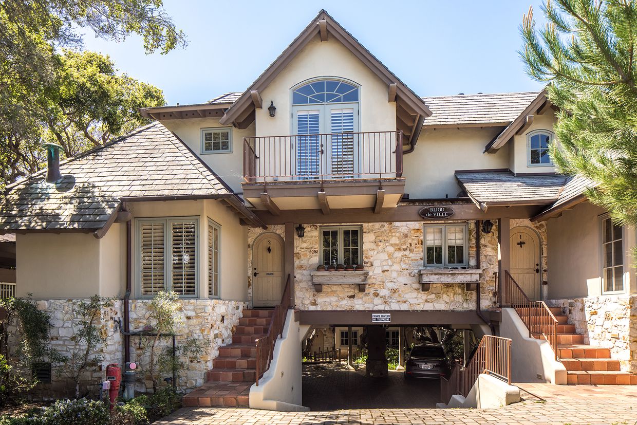 CarmelbytheSea Long Term Rental Detail Three Bed / Three Bath