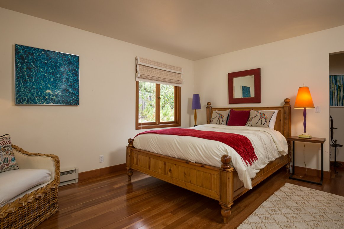 OASIS Pebble Beach Vacation Home Detail Six Bedroom / Five Full